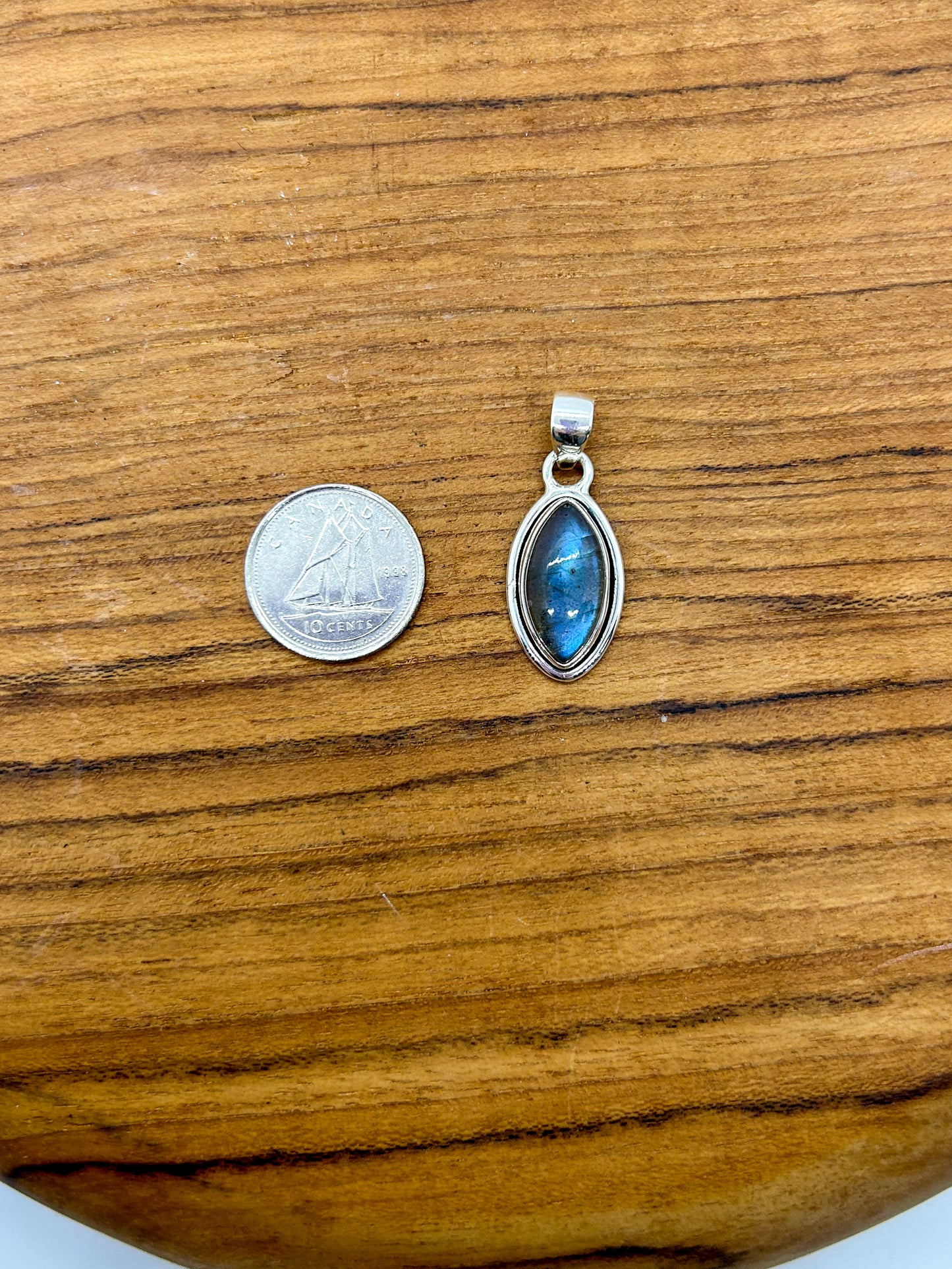 Marquise Cut Labradorite Pendant