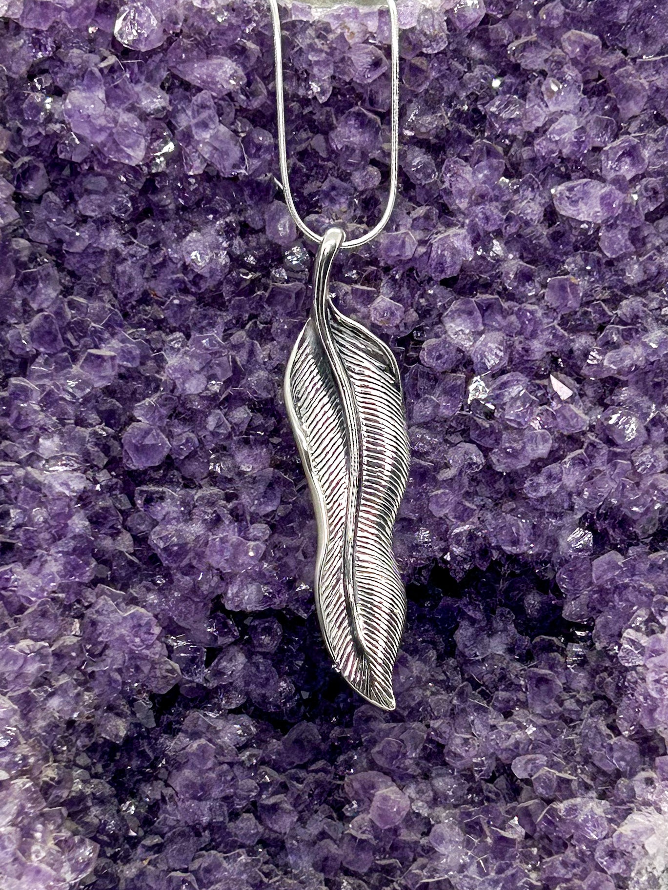 Detailed Silver Leaf Pendant