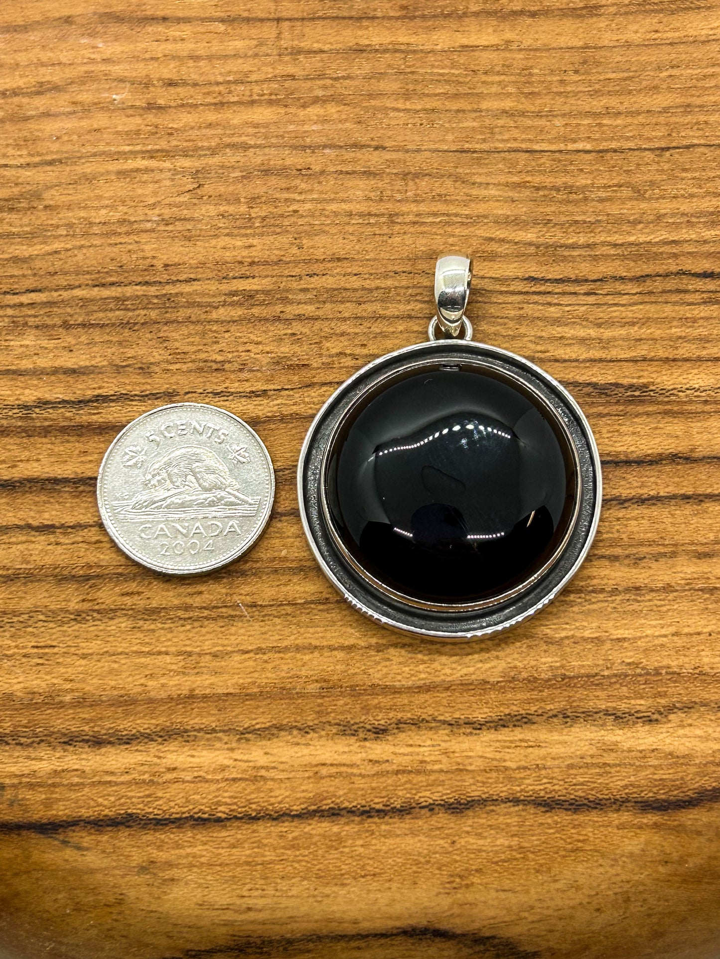 Round Onyx Pendant