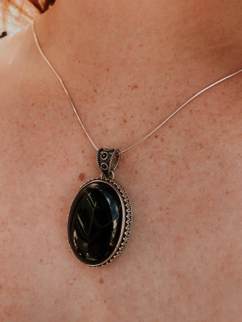 The Enchanter Black Onyx Oval Pendant