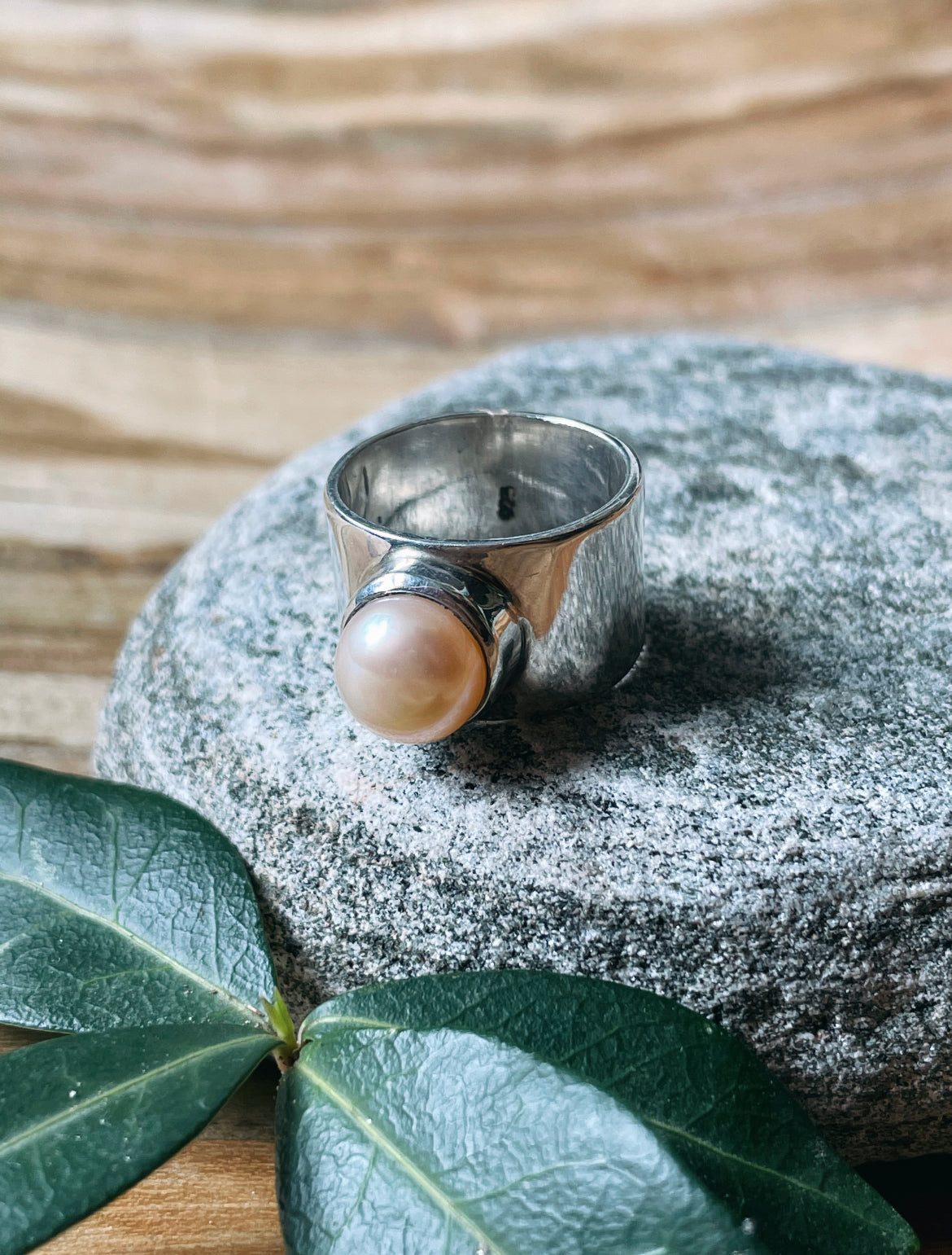 Peach Pearl Ring (Size 6)