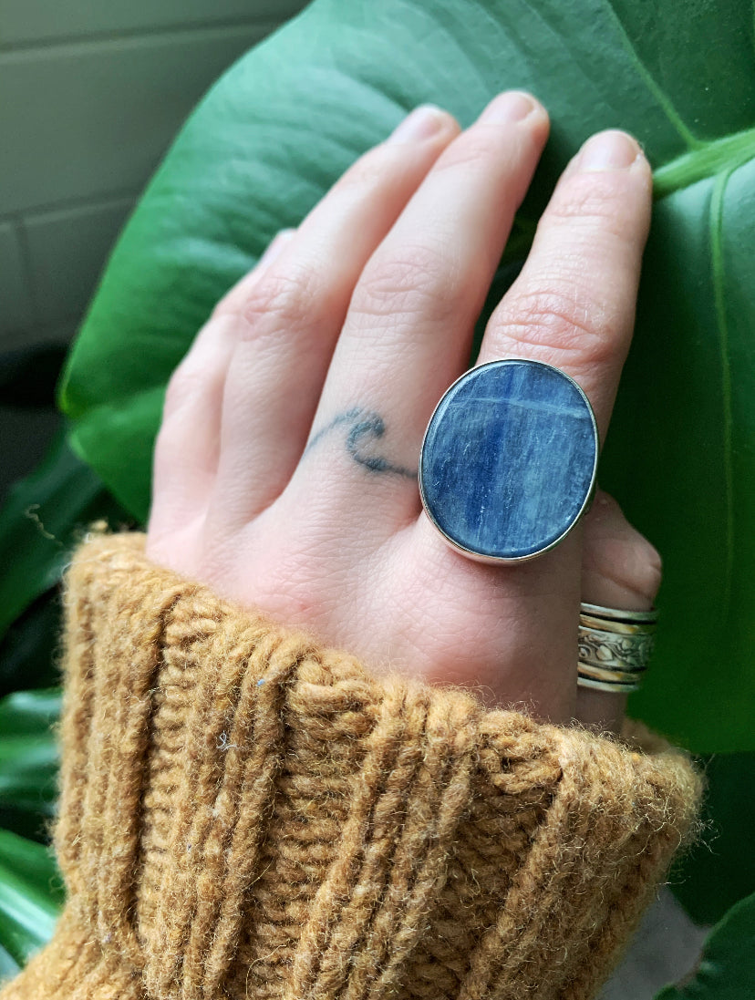 Full Circle Kyanite Ring