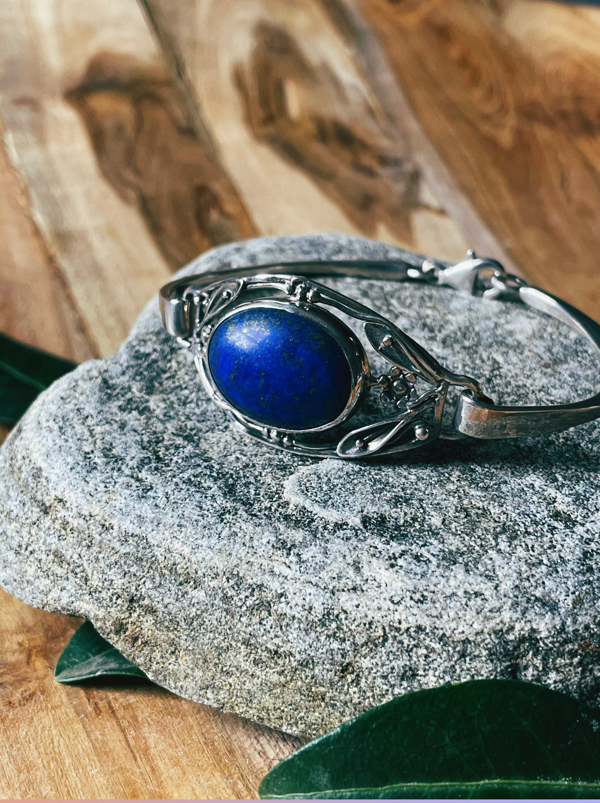 Dainty Lapis Lazuli Bracelet