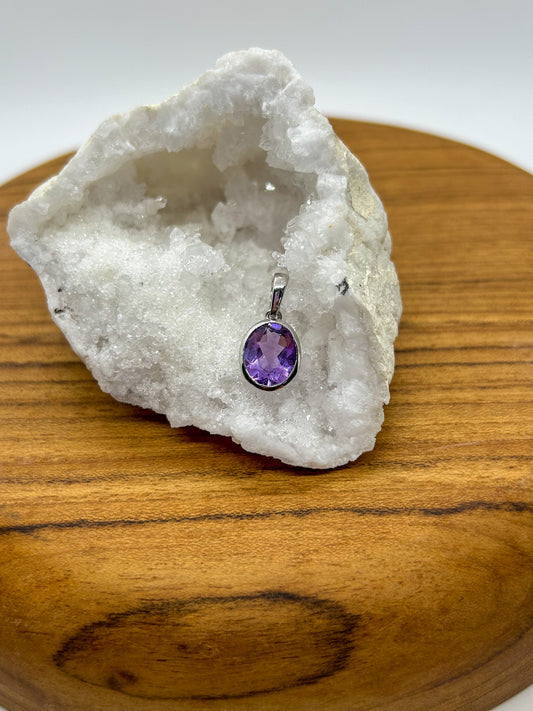 Facetted Oval Amethyst Pendant