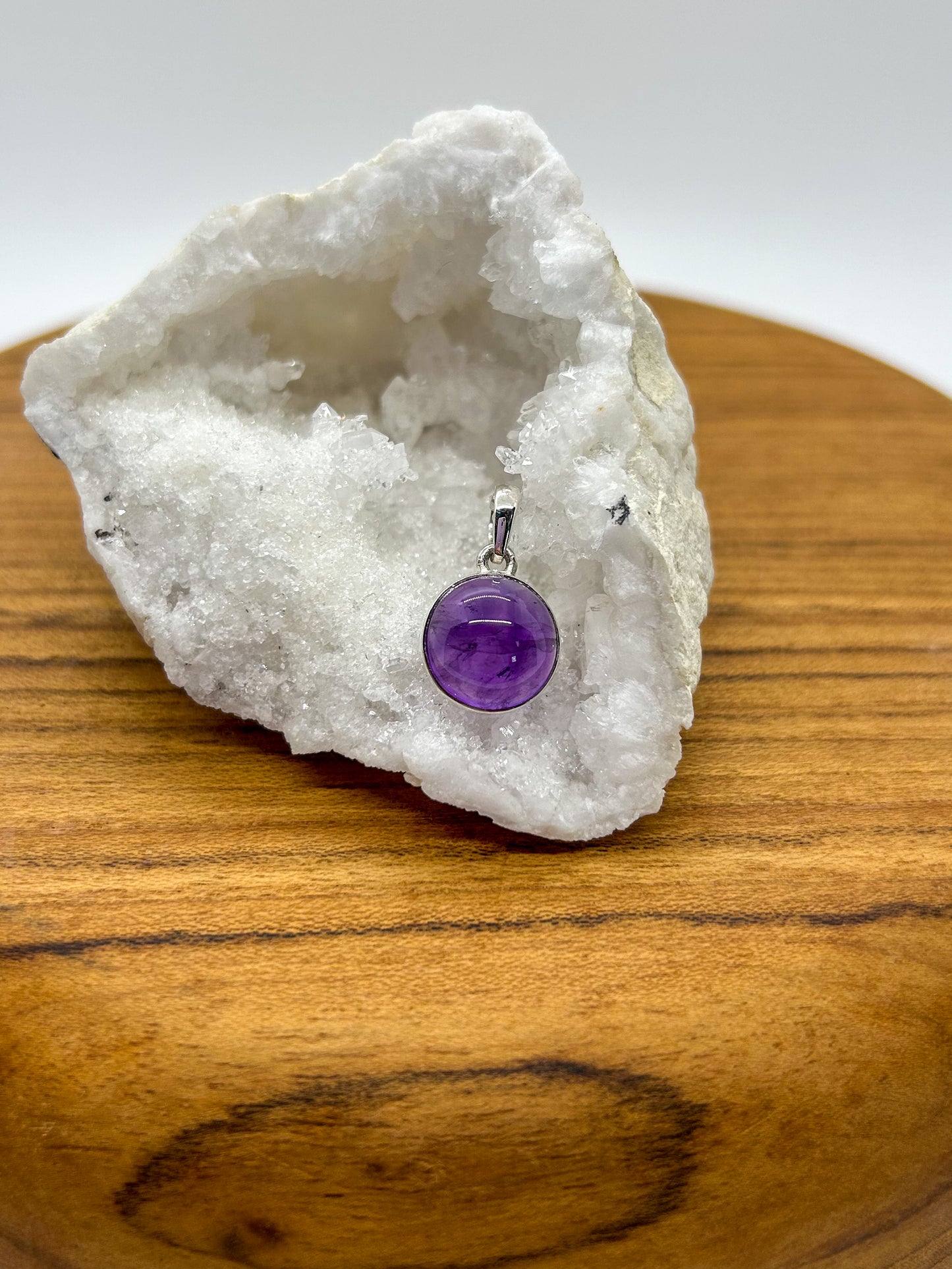 Circular Amethyst Pendant