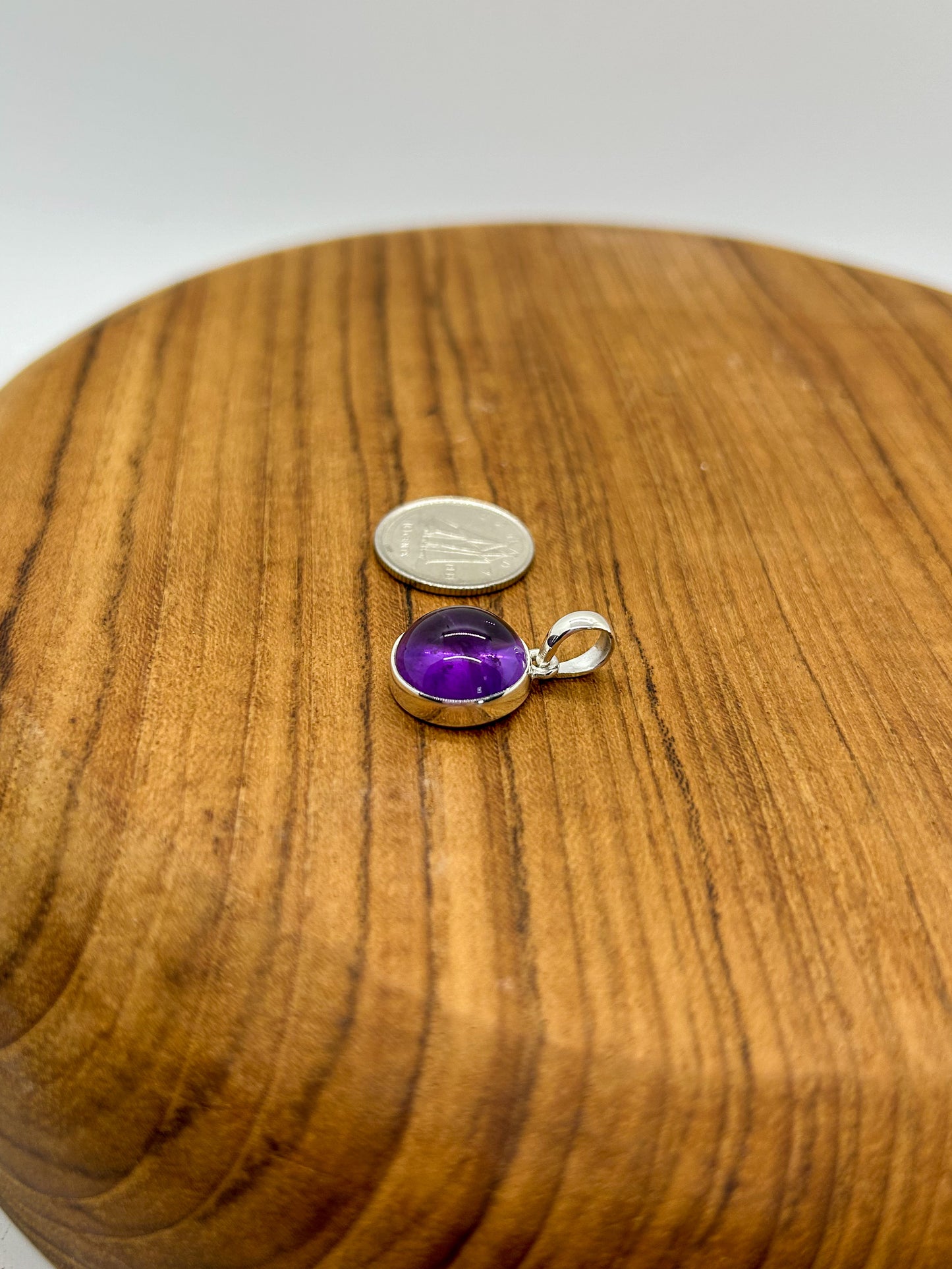 Circular Amethyst Pendant