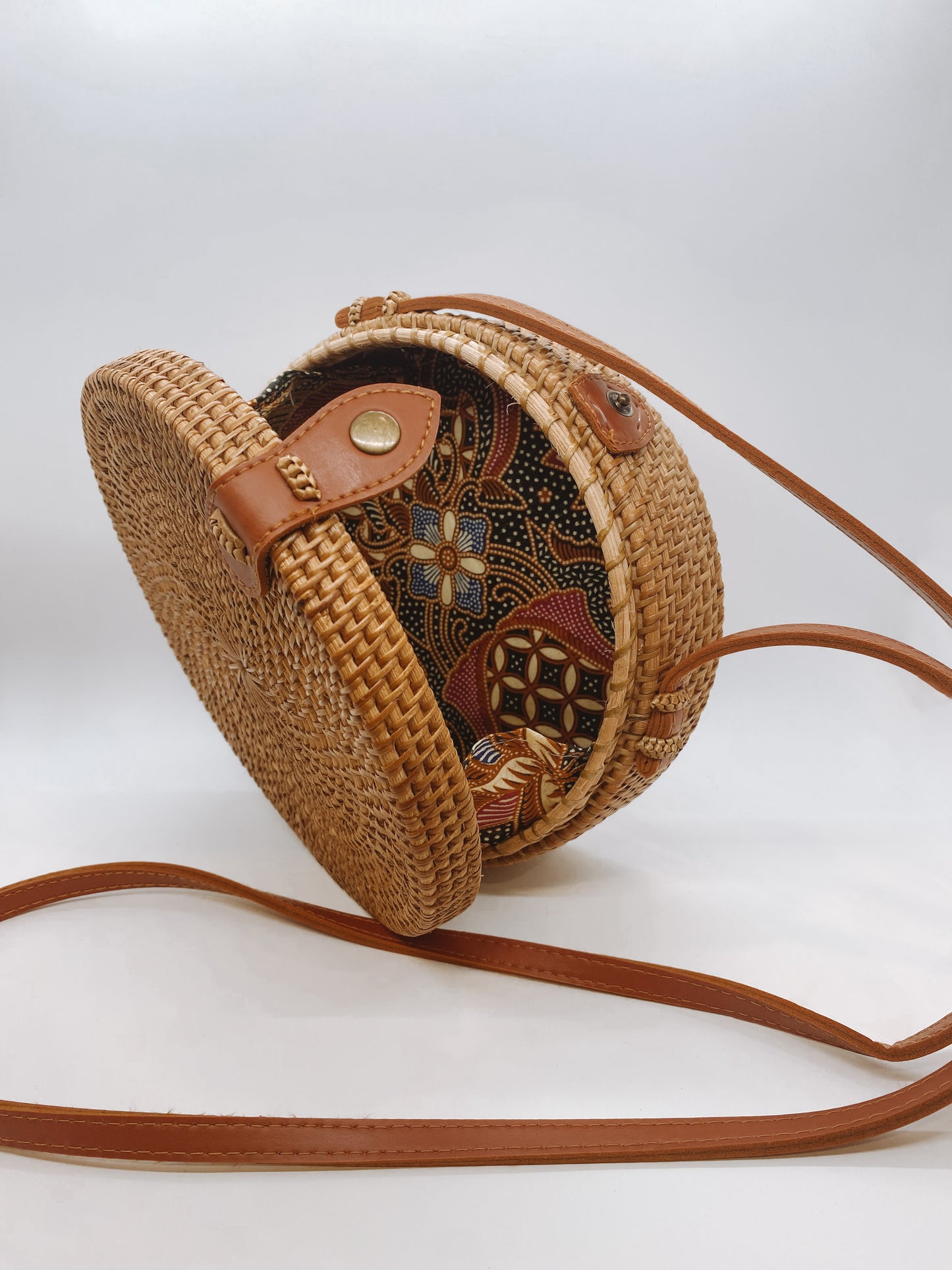 Circle Rattan Purse- Brown