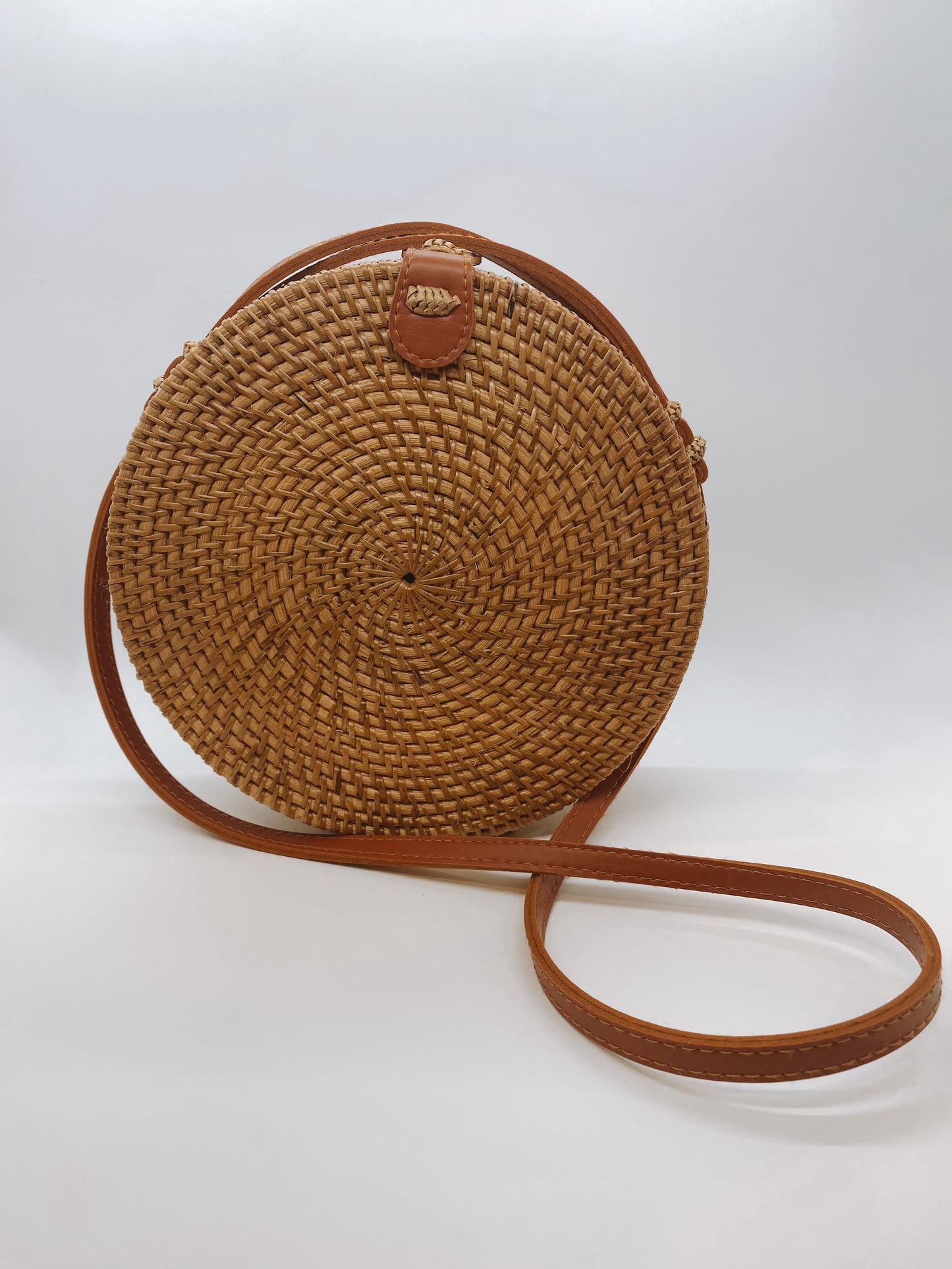 Circle Rattan Purse- Brown