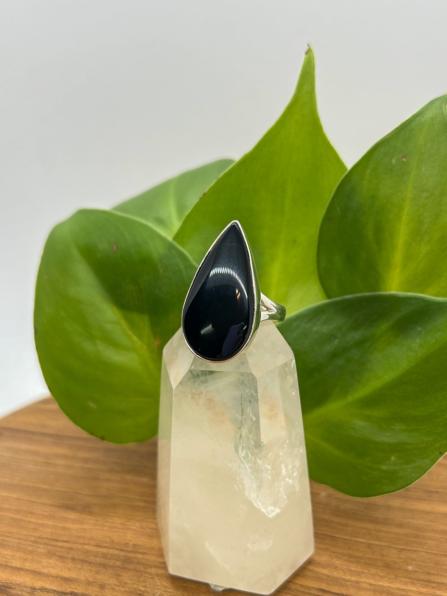 Large Teardrop Onyx Ring (Size 8)