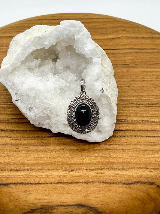 Onyx Filigree Pendant