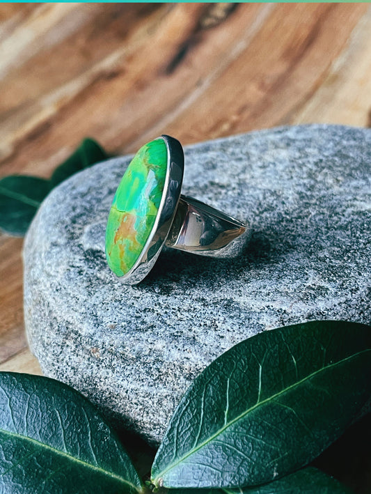 Green Apple Turquoise Ring (size 6)