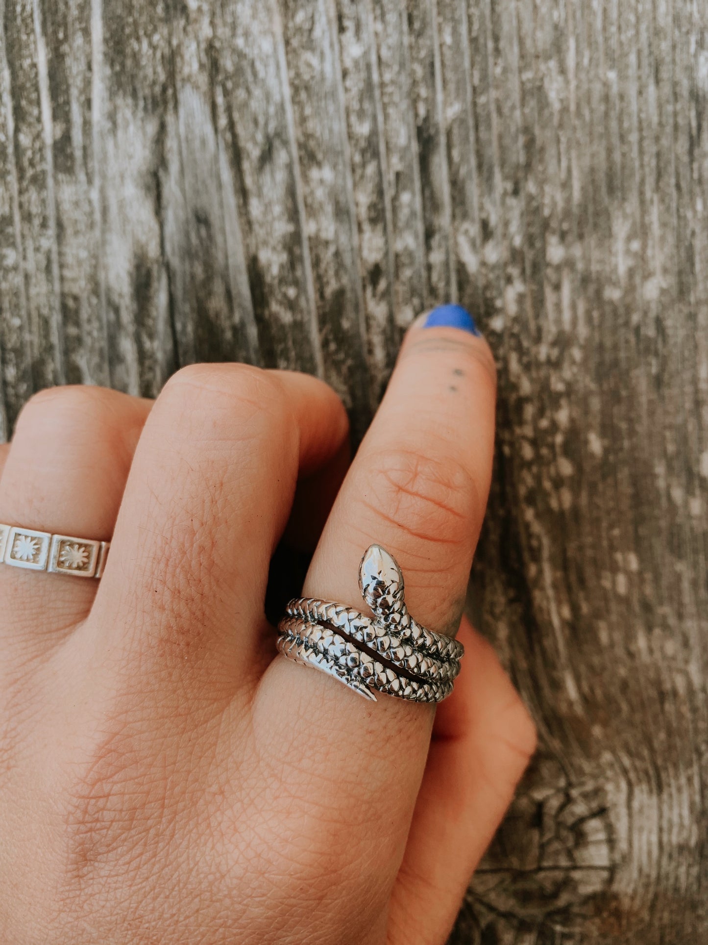 Sterling Silver Detailed Snake Wrap Ring