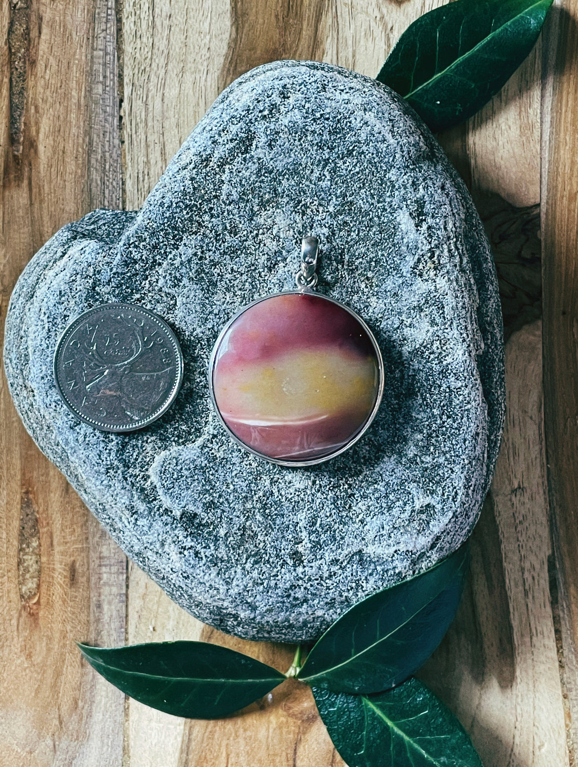 Circular Mookaite Pendant