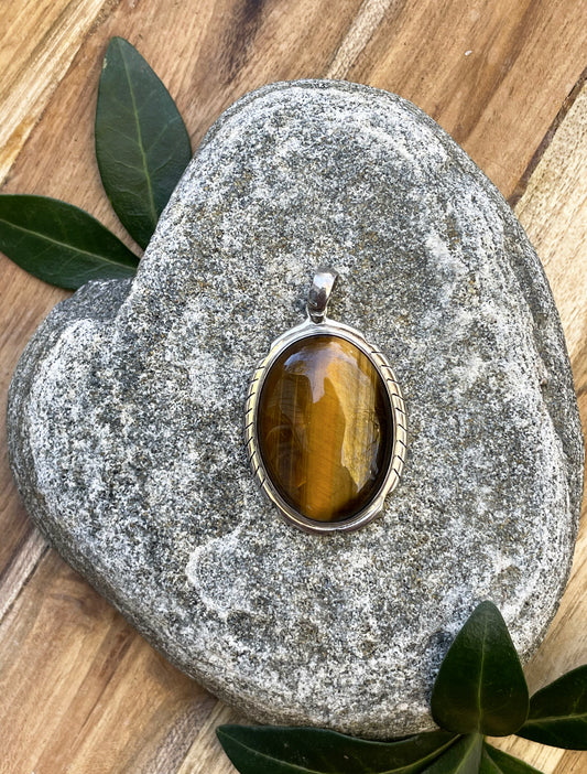 Oval Tiger's Eye Pendant