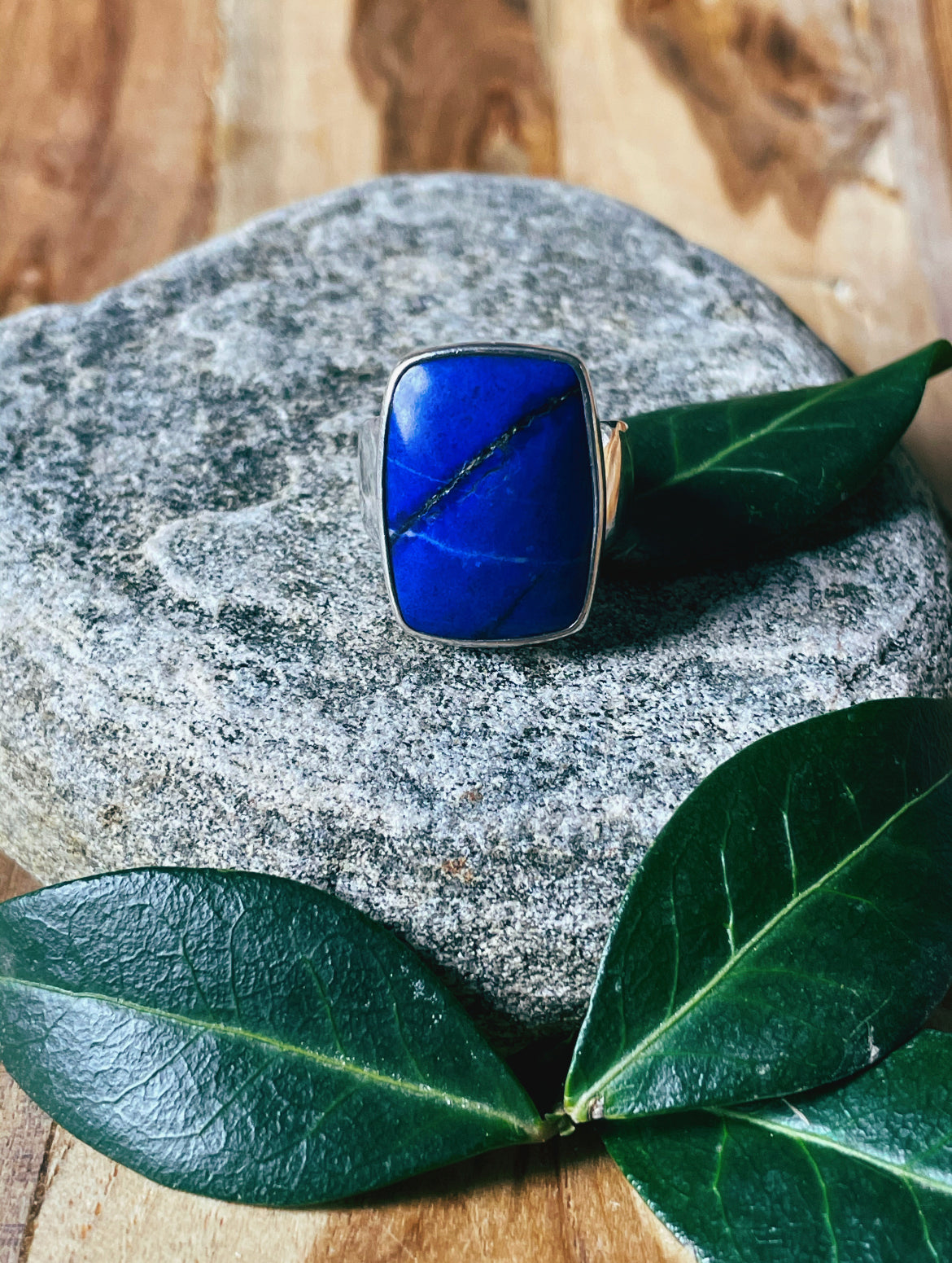 Queen's Lapis Lazuli Ring (Size 6.5)