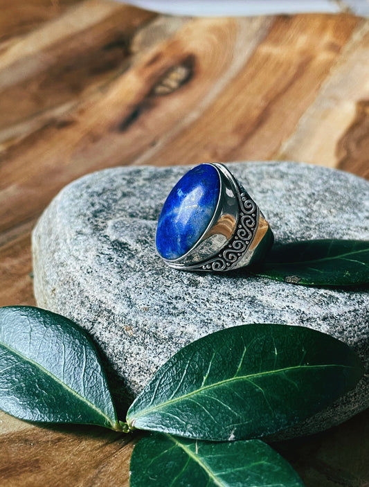 Cloudy Skies Lapis Ring (size 6)