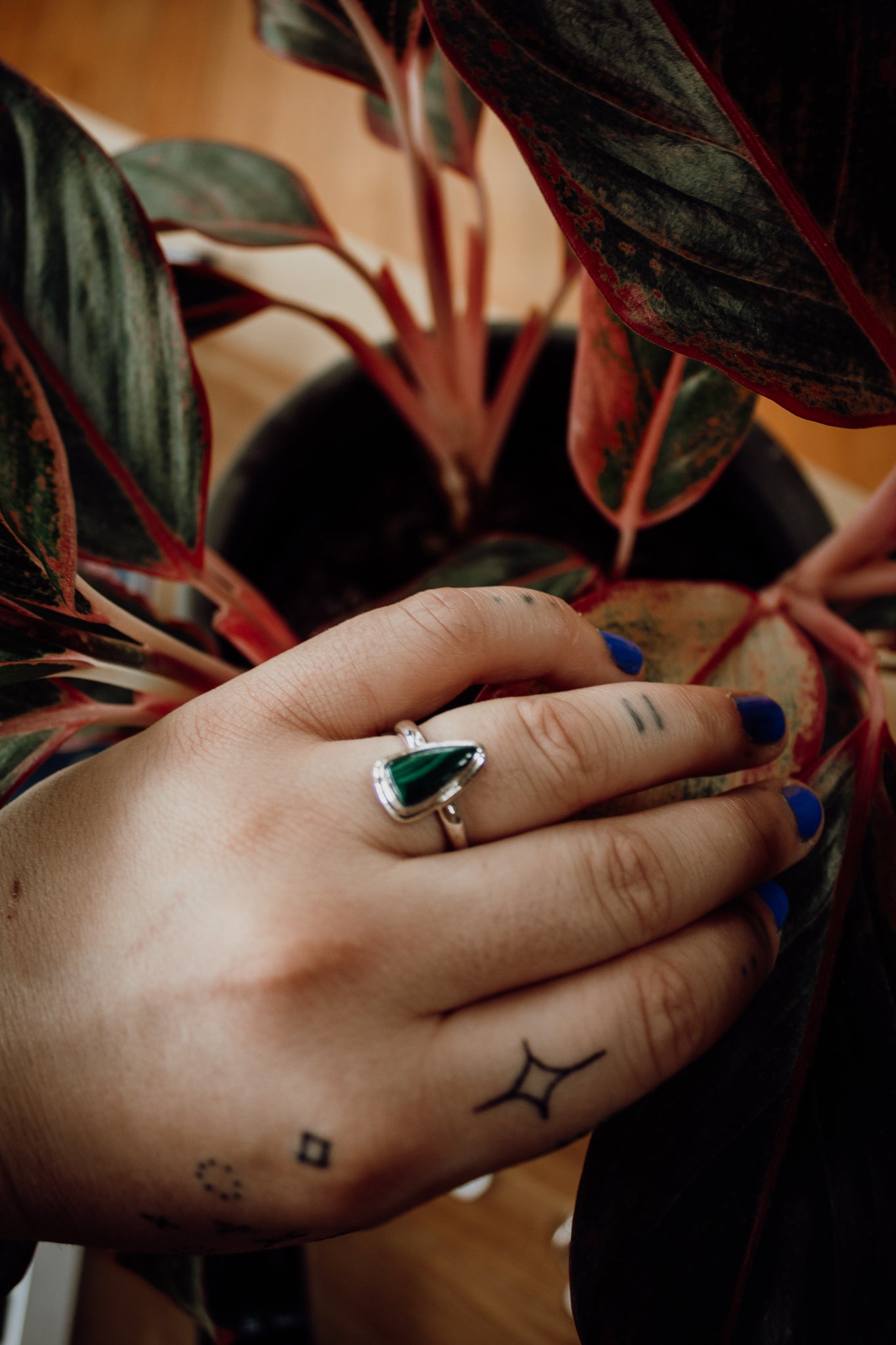 Malachite Small Triange Ring (Size 7)