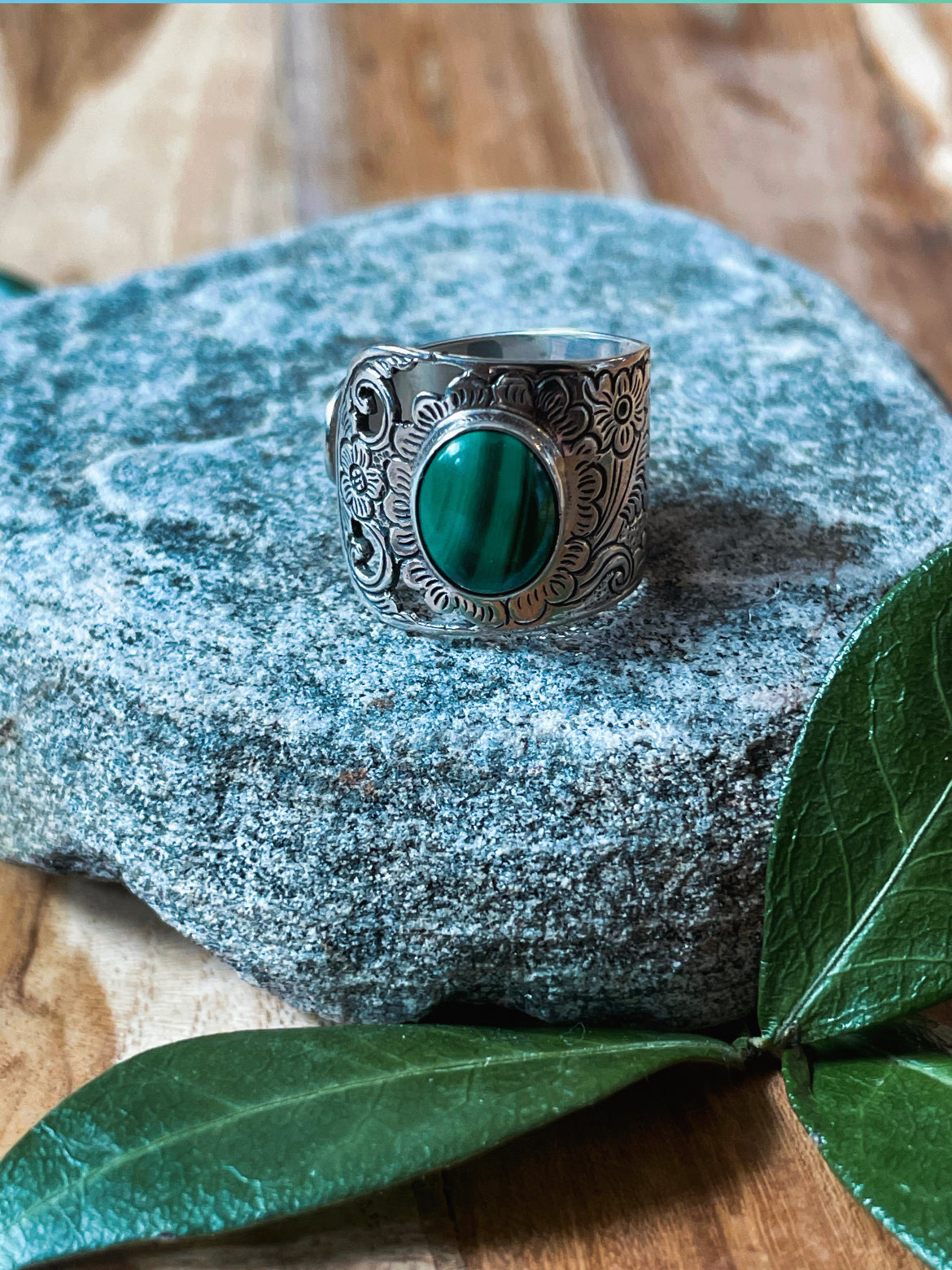 Slightly Adjustable Malachite Ring