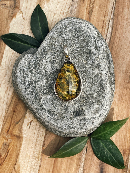 Skylight Amber Pendant